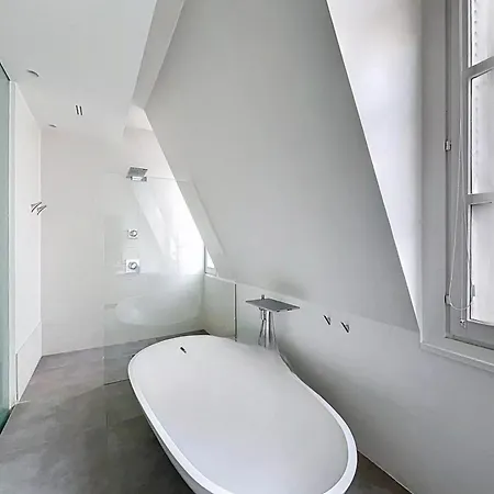 Rue Danton - Champ De Paris Bed & Breakfast 4*
